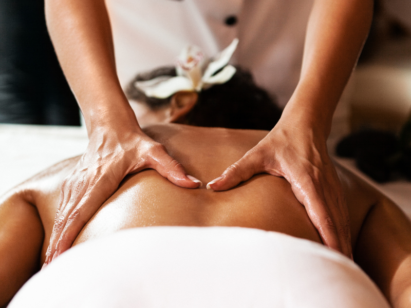 5 Ways Therapeutic Massage Can Improve Your Health
